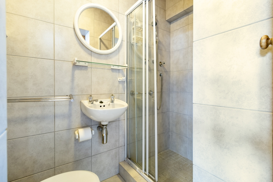 3 Bedroom Property for Sale in Tamboerskloof Western Cape